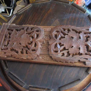 CD Book Rack, Carved Wood Expandable Bookend w/ Leaves, vintage flowers CD storage,
