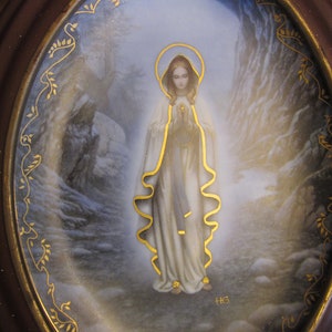 Visions of Our Lady collector plates, Our Lady Of Lourdes & Our Lady Of Fatima