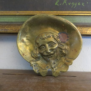 Antique Musketeer Coin Pin Tray