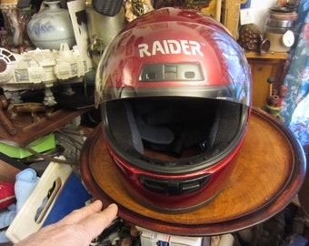 Vintage 2001 Raider Motorcycle Helmet, Please Read Description