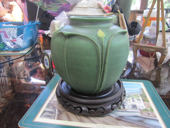 Beautiful Jemerick Studio Pottery Matte Green Flower Vase, Please