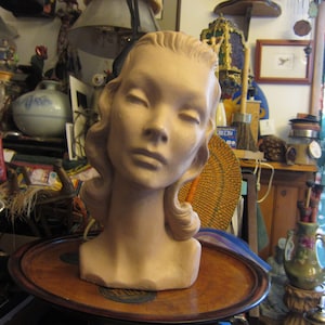 Vintage 30s/40s Art Deco Mannequin Head / Bust