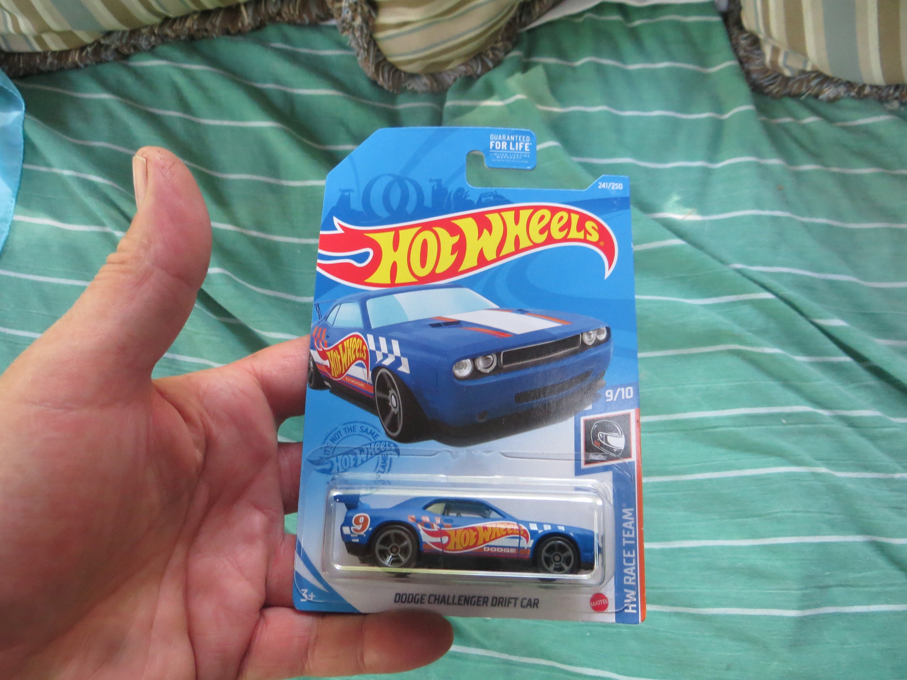 ERROR - 2019 Hot Wheels Dodge Challenger Drift Car (RARE ERROR) WRONG CAR  in Pak