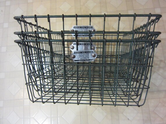KASPAR WIRE WORKS ヴィンテージ メタルバスケット 3個セット Vintage Kasper Wire Works Metal Storage Wire Locker Basket, Shiner