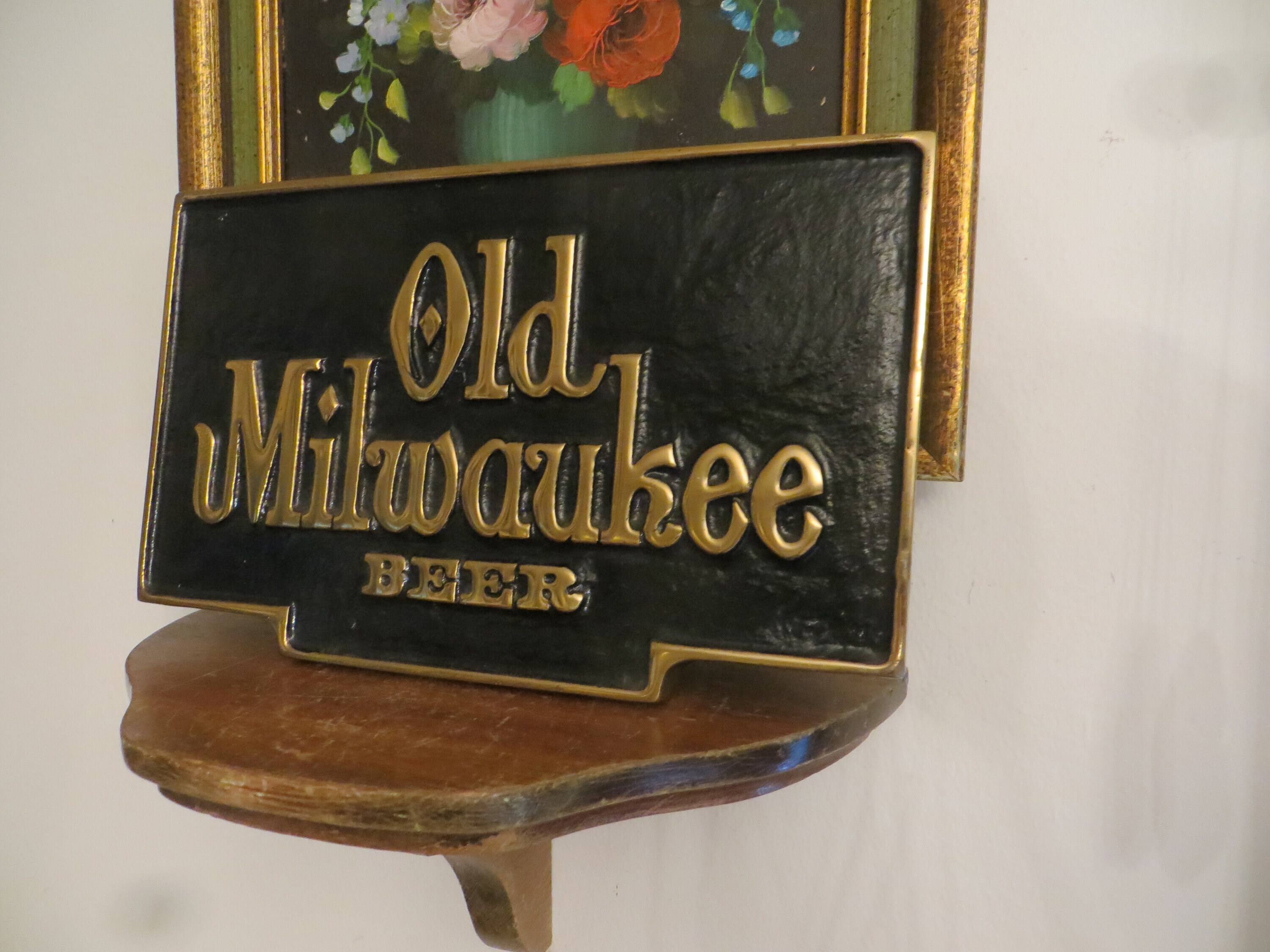 Vtg 1968 Old Milwaukee On Tap Lighted Advertising Beer Sign