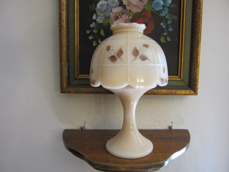 Westmoreland Fairy Lamp Beaded Bouquet On Almond Cine Image 0