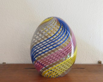 Beautiful Paperweight with chip