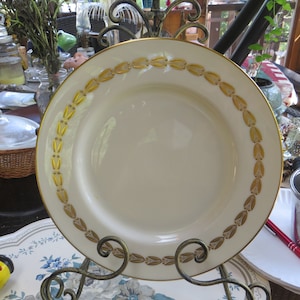 Lenox Antoinette Ivory Gold Encrusted Dinner Plate Laurel Wreath, Vintage, Please Read Description
