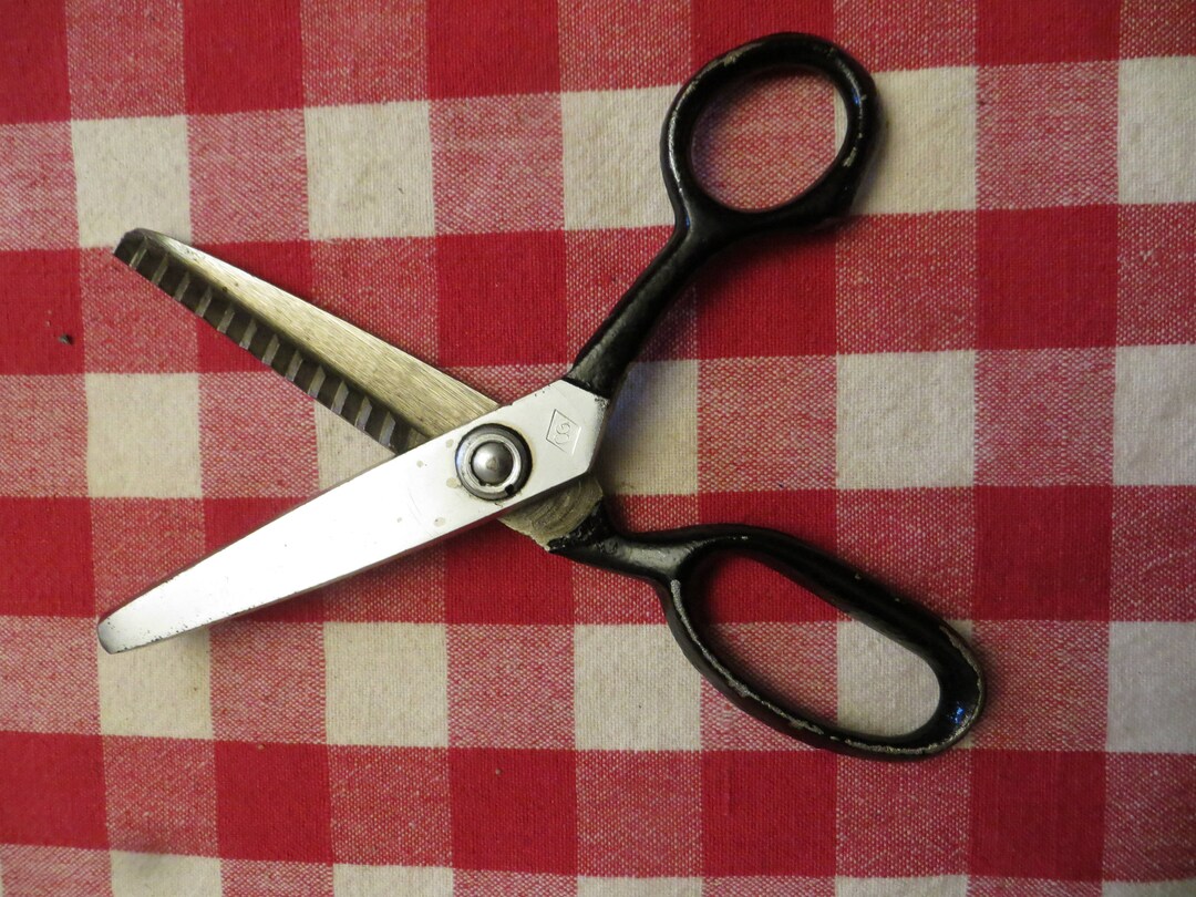 Vintage CG 7 Pinking Shears Scissors Made in Japan Etsy