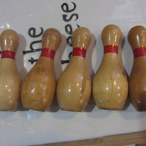 5 miniature bowling pin awards, trophy, vintage