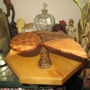 Wood Stand Base for nick knacks, Vintage