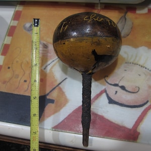 Maraca with wrapped handle, Island decor