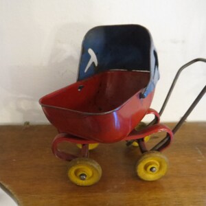 Doll Toy metal Carriage Buggy Vintage Pram Toy