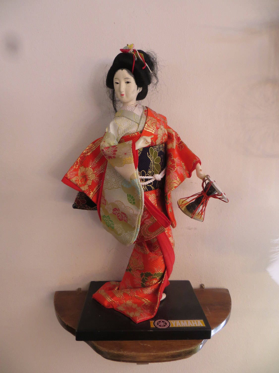 Geisha Yamaha Tsuzumi Doll 12 1/2