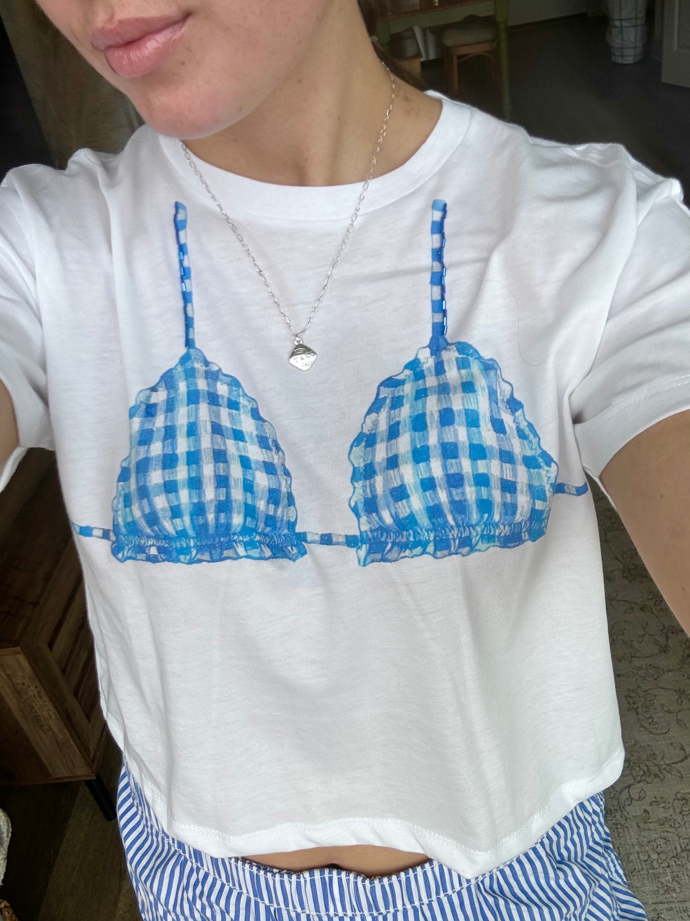 Bikini Top Tee With Beading, Bikini shirt, Beach Shirt, Summer Shirt, Graphic Baby Tee, Hand-painted Graphic T-shirt, Hand-beaded T-shirt