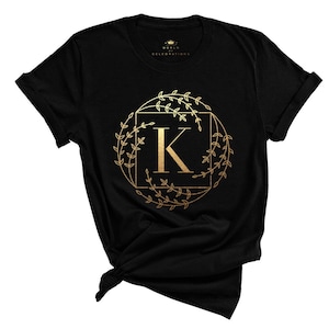 Camisas de reunião de família, estampa dourada, letra K, letra do alfabeto, camiseta inicial com nome do monograma, presentes personalizados, camisas com nome personalizado de férias
