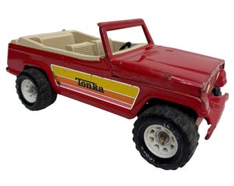 RARE Vintage 1970s Tonka Jeepster Red Convertible Pressed Steel Metal Toy Collectible, Rare Finds from Quebec Canada