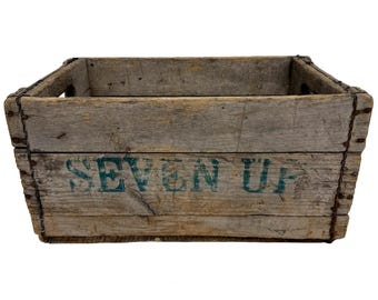 Vintage 7up Crate Wooden 24 Bottles Carrier, 1950s 1960s Seven Up Montreal Limited from Quebec Canada 7up Wood Crate, Rare 7up Collectible