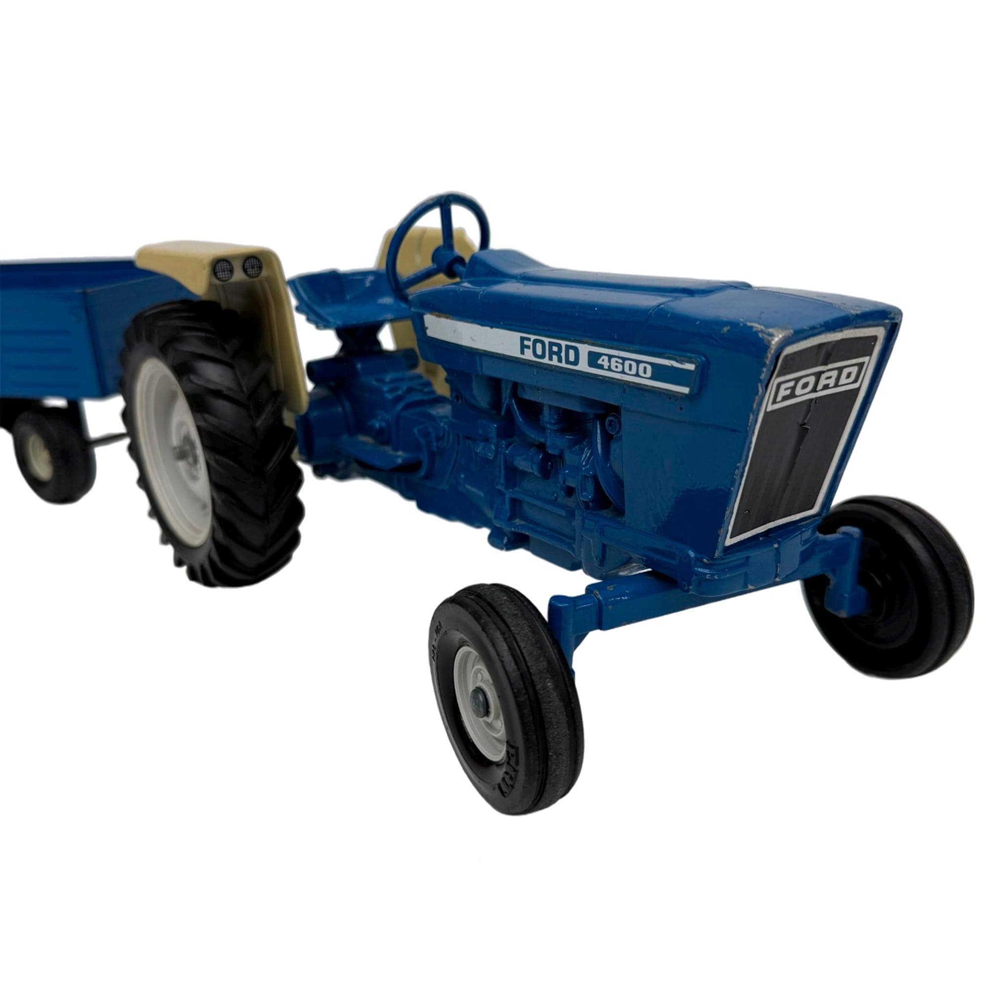 Ford　4600 トラクター　1970年代　金属製　ミニカー Vintage Ertl Ford 4600 Blue Farm Tractor & Wagon Antique 1970s Toy