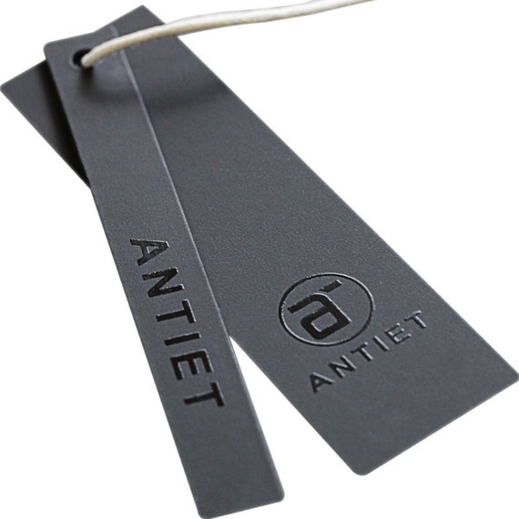 Sinicline Luxury Bespoke Black Hang Tags Garment Logo Tags - China