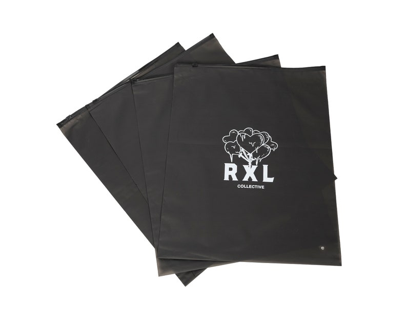 Custom high quality black matte zipper bag for packing clothes, Custom Frosted zip seal ziplock plastic bags for clothing image 2