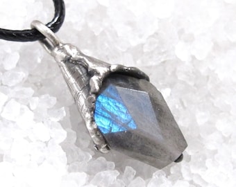 Silver and labradorite crystal therapy pendant, positive energy gem