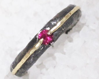 Lonely ring ruby gold black silver