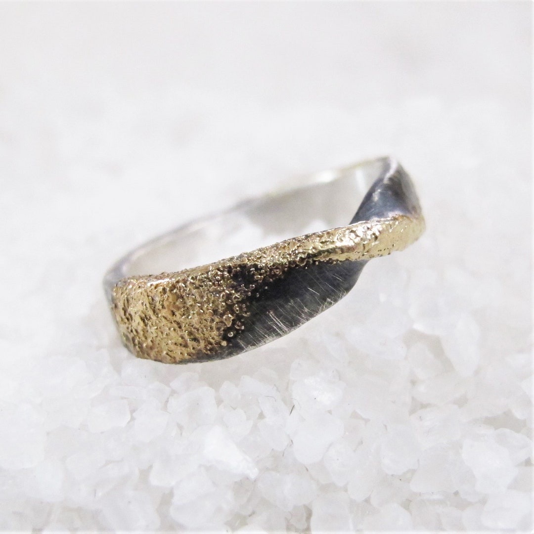 18kt Gold Infinite Knot Wedding Ring Rustic Mobius Ribbon Etsy 18kt-gold-infinite-knot-wedding-ring-rustic-mobius-ribbon-etsy