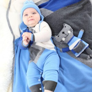 Infant Boys Color Block Cashmere Romper in Blue image 2