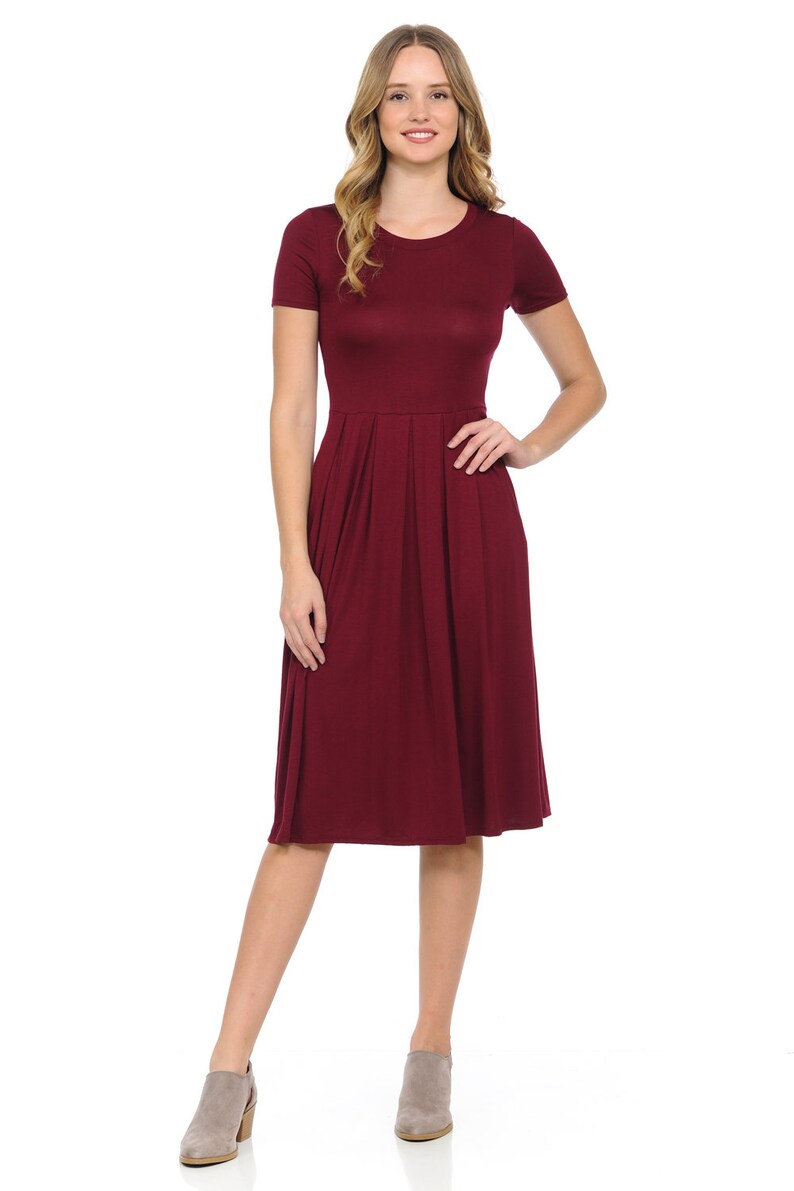 Short Sleeve Pleated Midi Dress with Pockets Burgundy