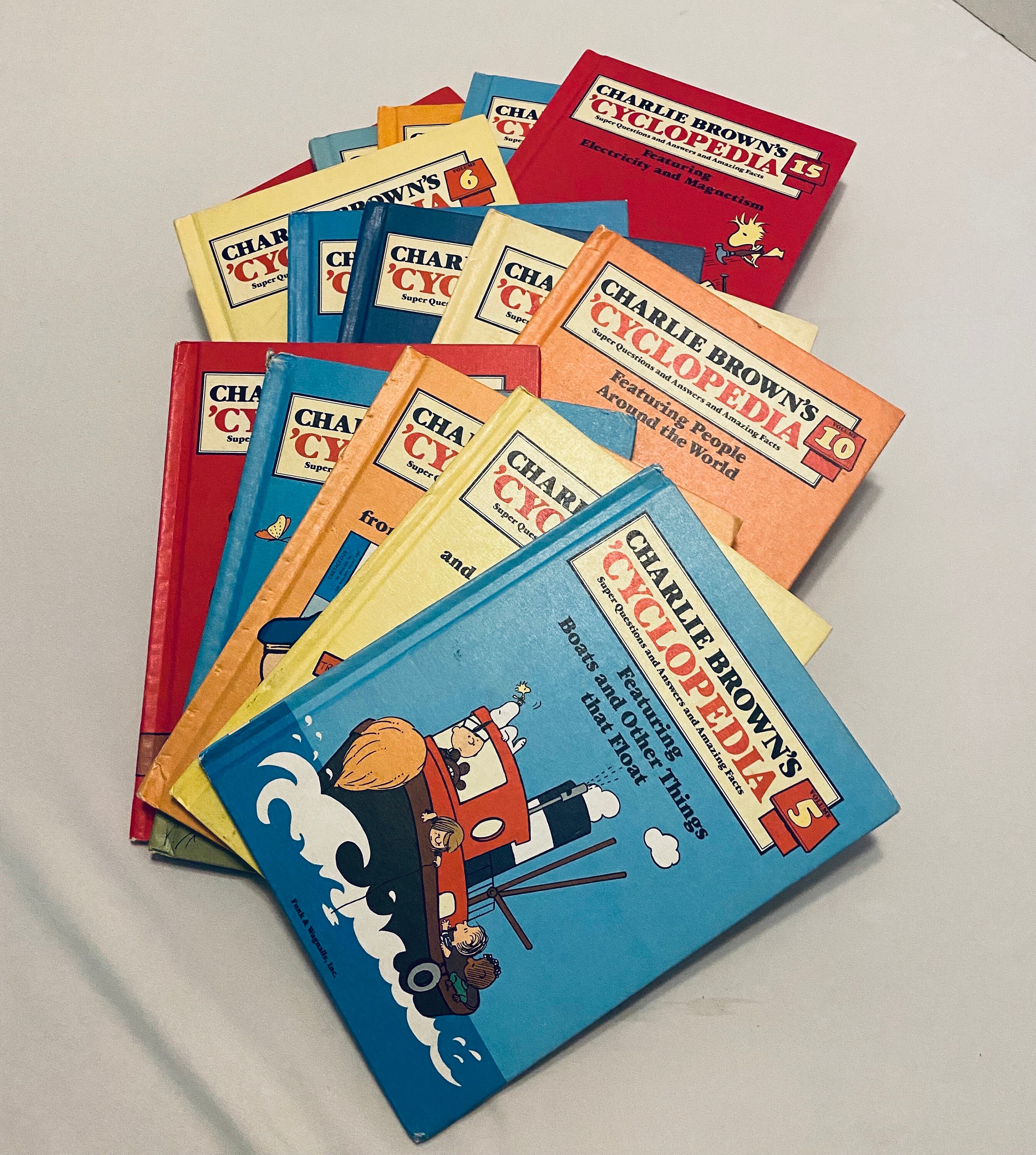 Charlie Brown Encyclopedia Complete Set of 15 Books. 1980 In Etsy