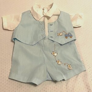 Petit Ami Bubble Suit with Button Front Jacket . Size 3M.