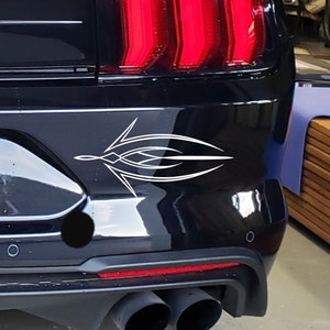 pinstripe decals, motorcycle helmet decal, car bumper decal, window stickers, ornament stickers, tuning decals, scooter stickers