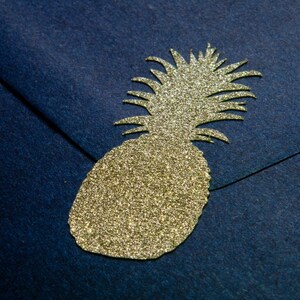 20 pineapple stickers, glitter envelope seals, gold summer stickers, tropical decoration, glitter wedding decor gift wrapping gold stickers
