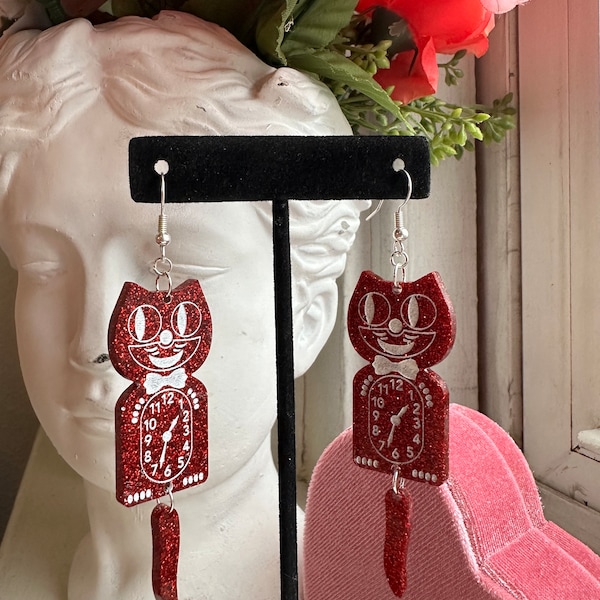 Kit Kat Clock Earrings - Red Glitter