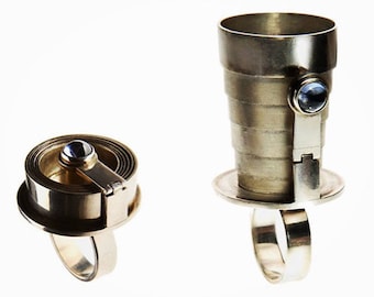 Openjart Whiskey Ring - un'intelligente tazza pieghevole in argento sterling su un anello, impreziosita da un cabochon topazio