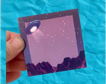 Purple UFO alien ship sticky note Post-it® Notes