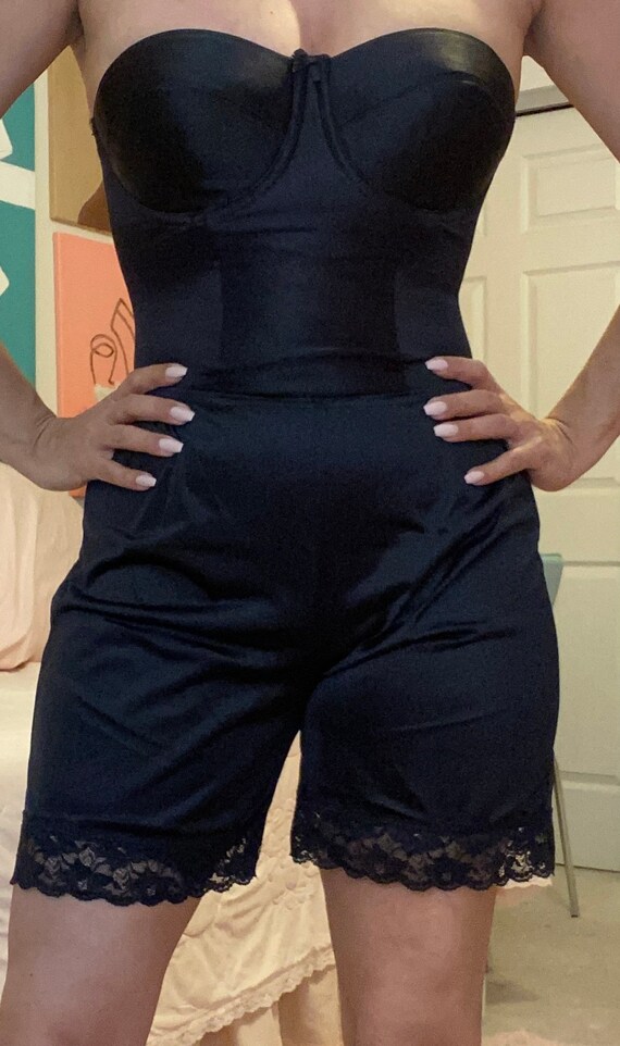 Vintage Black Half Slip/shorts by undermomemts Size Medium Etsy