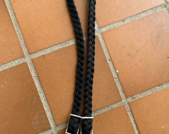 Black wither strap