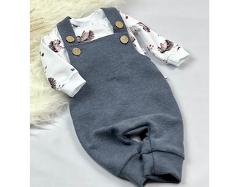 Denim blue dungarees with body and slobber bib