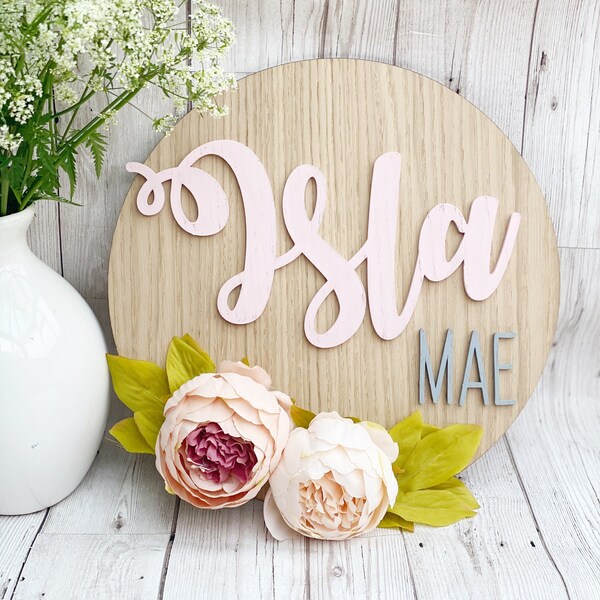 Signo de nombre grande, placa de pared, decoración de vivero, placa de madera, signo de pared floral, arte de pared de las niñas, regalos para regalos, signo personalizado, flores