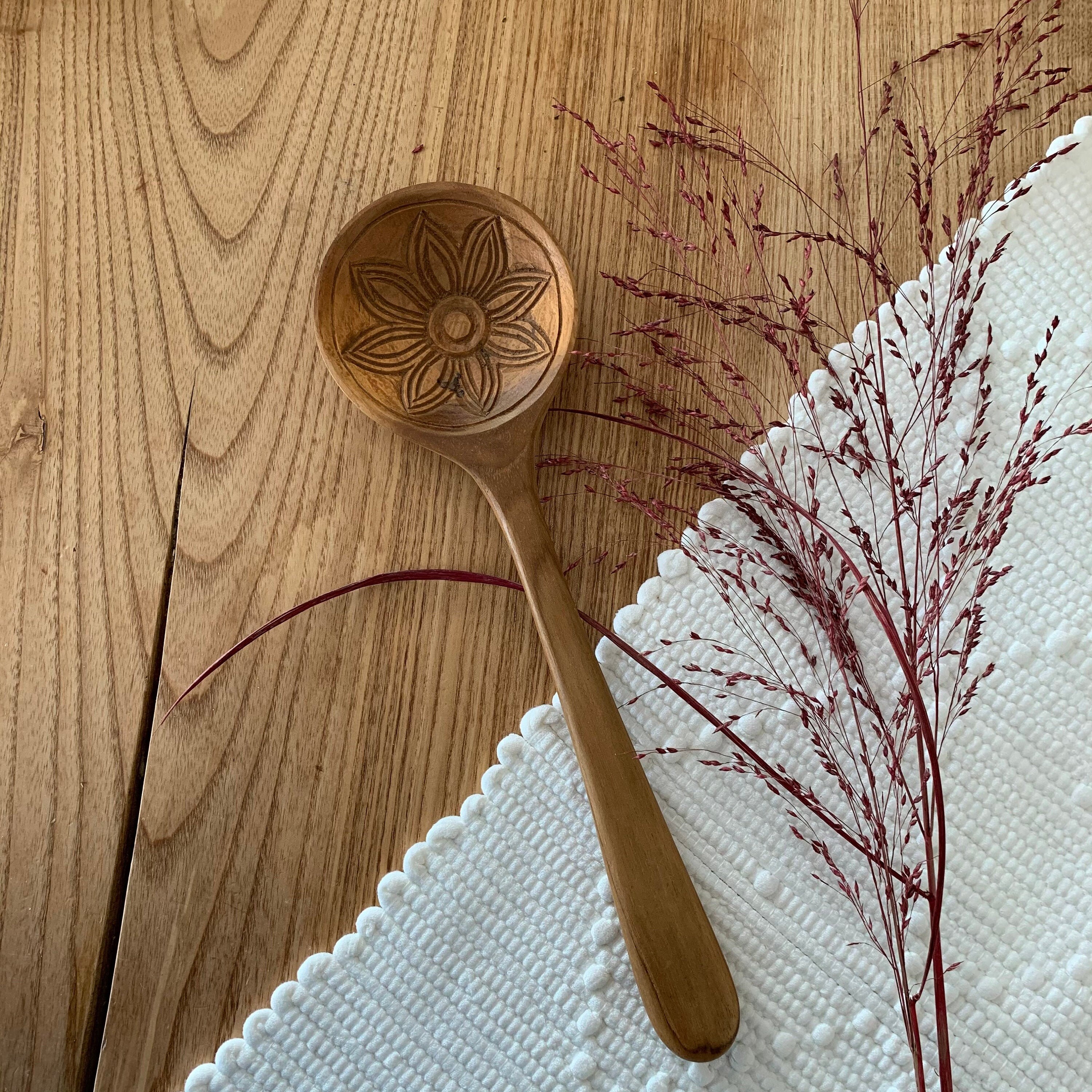 Cuillère en Bois Gravé Timor