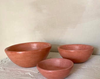 Pink bowl in tadelakt