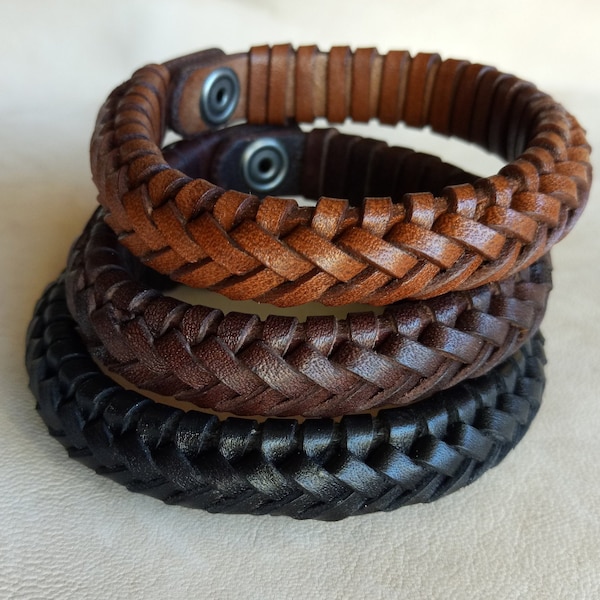 Brazalete de cuero trenzado a mano para hombres y mujeres, pulsera de cuero personalizada