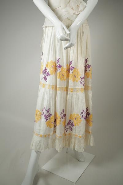 Hungarian Embroidered Skirt From the 1910s - Etsy