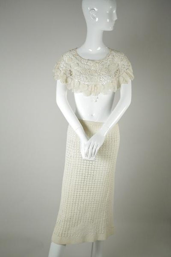 Crocheted Off White Shawl - image 2