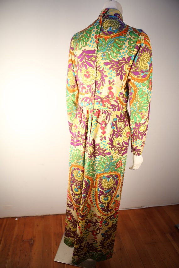 Vintage psychedelic paisley print knit maxi dress… - image 6