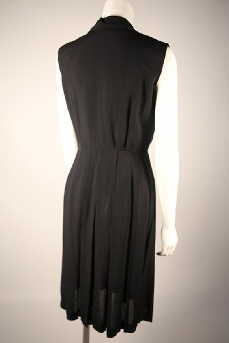 Elegant 1940s Pleated Black Shirt Dress image 3