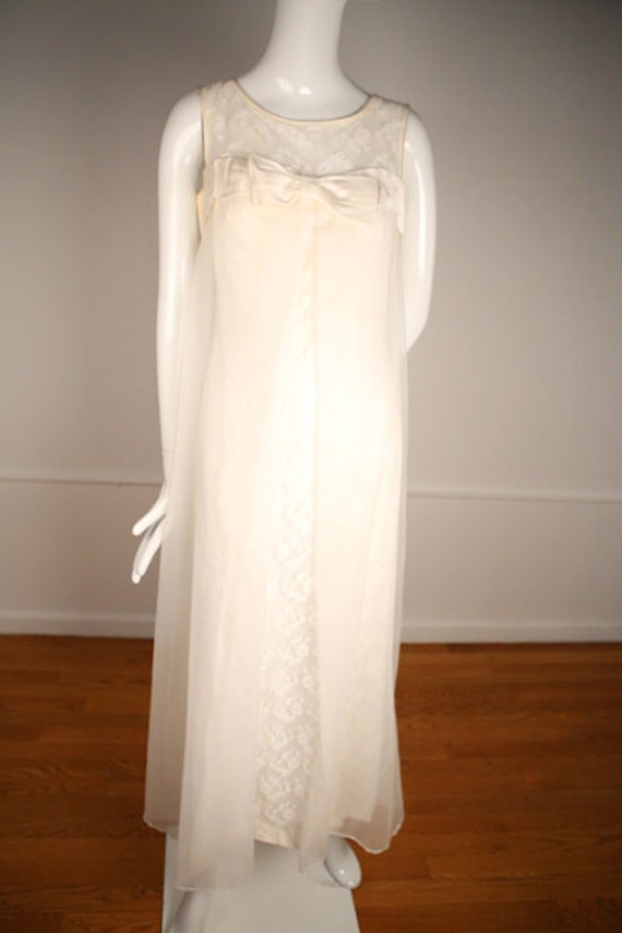 1960s Wedding Dress
