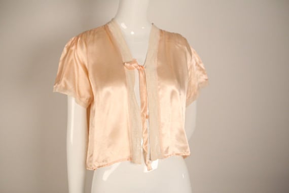 1930s Peach and Cream Boudoir Jacket